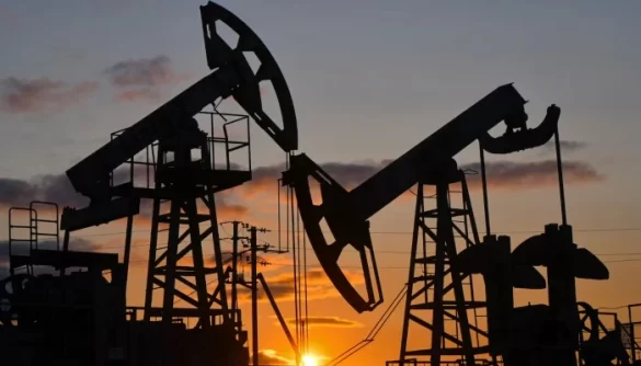 Asian Markets Fall as Gulf Tensions Push Oil Prices Higher