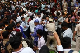 Police Clash With India Protesters