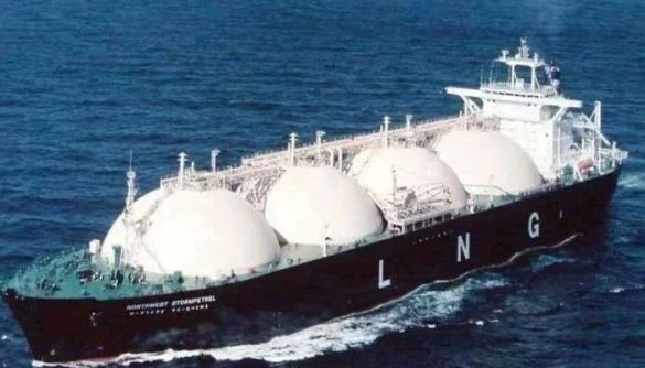 Pakistan Pays Record $21.88/mmBtu for LNG Amid Qatar Supply Crisis
