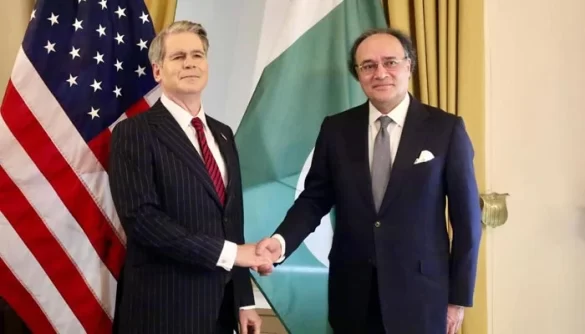 Pakistan Seeks $10bn US Facility to Boost Forex Reserves: Report
