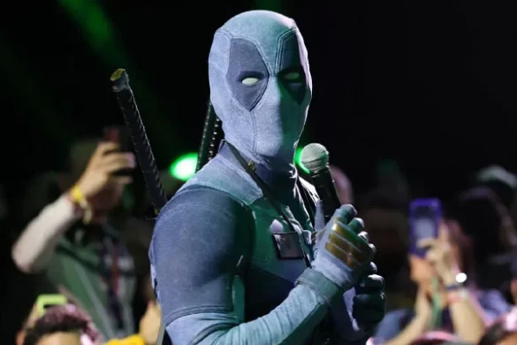 Ryan Reynolds thanks fans after secret Deadpool walk through Comic-Con crowd