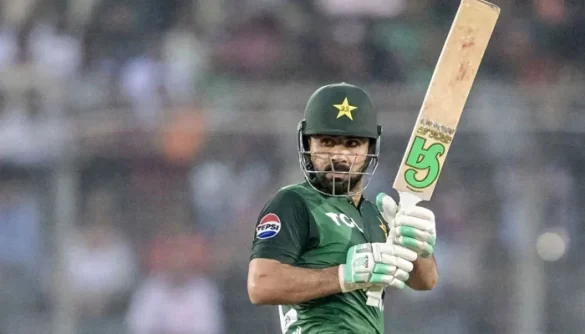 ‘Fake News’: Khushdil Shah Denies Reports of Quitting Pakistan Cricket