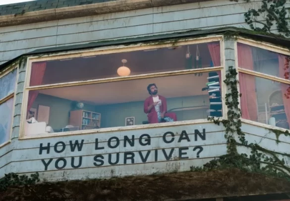 Netflix Puts Actor Inside Billboard to Promote ‘The Last House’