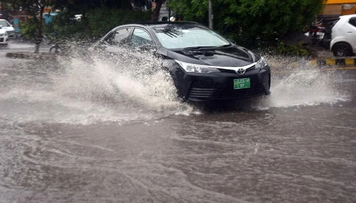 Met Office Forecasts Extended Spell of Rain and Thundershowers Across Upper, Central Pakistan
