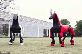 China unveils rideable robot horse that looks straight out of science fiction