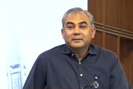 PTI’s Decision to Omit Interior Minister from Imran Khan Contempt Plea Sparks Debate