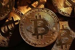 Bitcoin Surges Above $80,000 as Dollar Weakness Fuels Momentum
