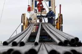 Oil Prices Near $97 as US-Iran Attacks Raise Fears of Prolonged Supply Disruptions