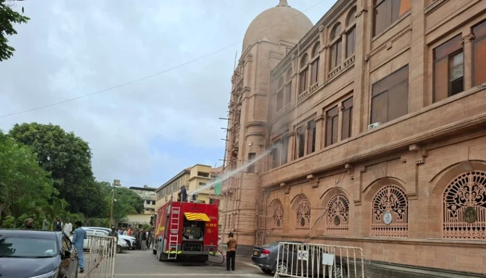 Karachi mayor’s office completely gutted in fire at KMC headquarters