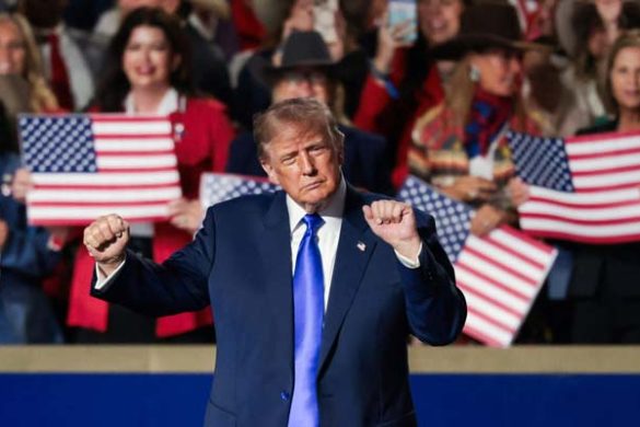 Trump offers $5,000 payment if Republicans win midterms