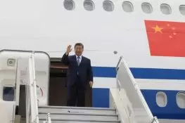 Xi Jinping arrives in India for BRICS summit overshadowed by war