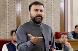 CM Bugti backs creation of new provinces on administrative grounds