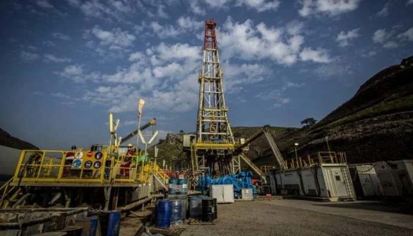 Govt to present IMF three-year plan to clear Rs3.6tr gas-sector circular debt