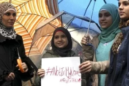 Italy to ban face veils in schools, cap foreign students per class