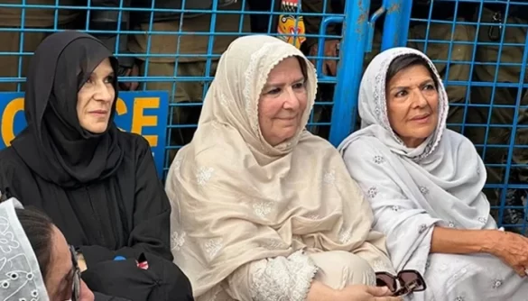 Uzma Khan, Noreen Niazi detained under 3MPO after Aleema’s arrest