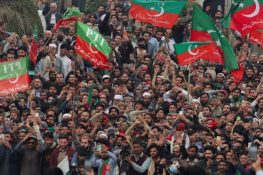 Trust deficit blocks breakthrough between PTI and authorities over Islamabad march