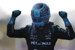 George Russell wins Azerbaijan GP after dramatic battle with Verstappen