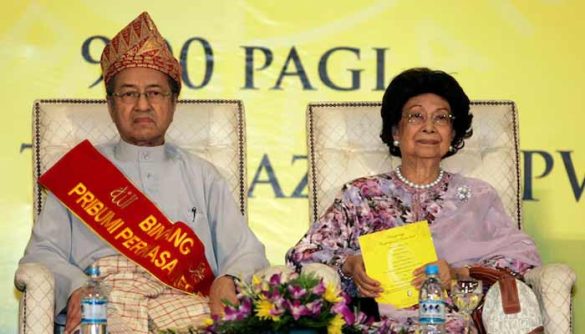 Siti Hasmah, wife of Malaysia’s former PM Mahathir, dies at 100