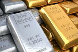Gold, Silver Prices Fall in Global and Local Markets