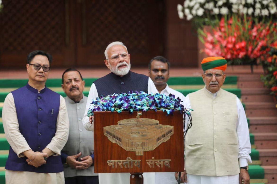 Indian Media Groups Challenge Modi’s Privacy Law, Warn of Newsroom Shutdowns