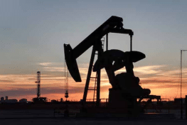 Oil Prices Rise After Attack on Saudi Refinery Revives Supply Fears