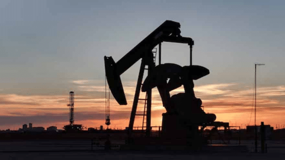 Oil Prices Rise After Attack on Saudi Refinery Revives Supply Fears