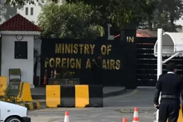 Pakistan Condemns Houthi Missile Attacks Near Makkah and Madinah
