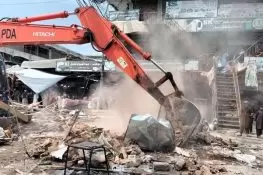 Peshawar Plans Major Encroachment Removal Drive in Historic Bazaars