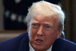 Trump approval remains at record-low 32% as Democrats lead ahead of midterms