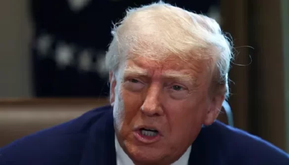 Trump approval remains at record-low 32% as Democrats lead ahead of midterms