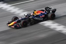 Verstappen Targets Third Straight Win as Antonelli Closes In on F1 Title