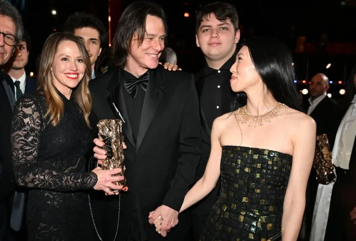 Jim Carrey marries longtime girlfriend Min Ah in private wedding